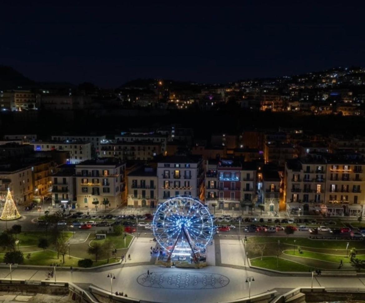 B&B Blog Pozzuoli Bagian luar foto